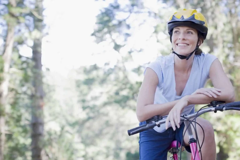 Mountain Bike Helmet vs Road Bike Helmet: Essential Guide
